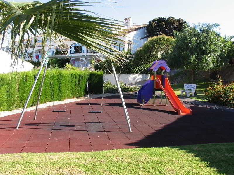 Sports and Entertainment
Sports and Entertainment
di Urb. Gran Vista