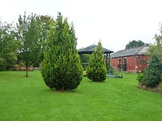 Terrace
Terrace
di The Mill Forge