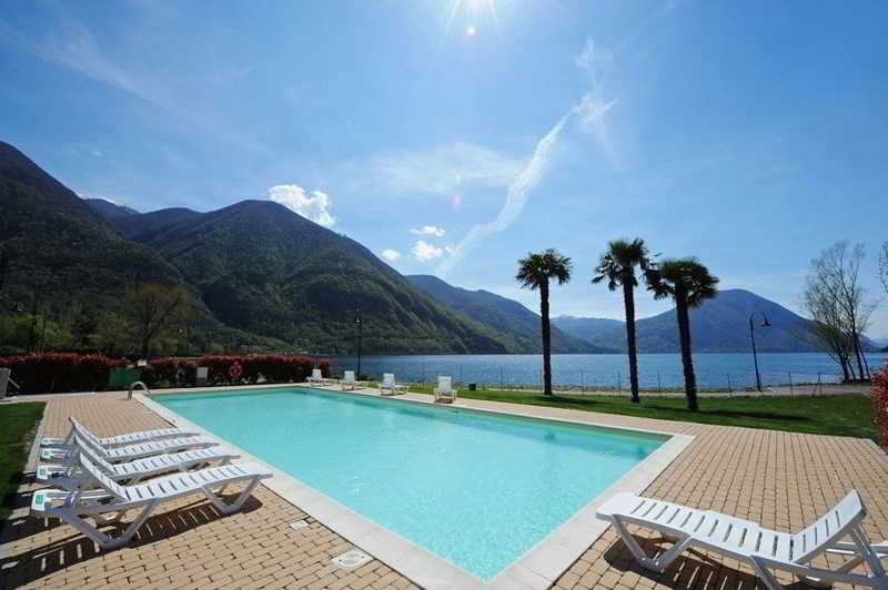 Pool
Pool
di Residence Porto Letizia