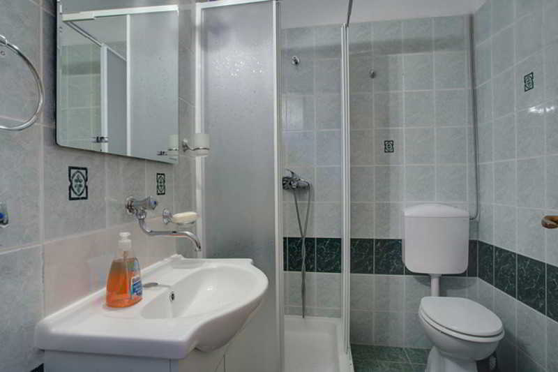 Room
Room
di Apartments Josip