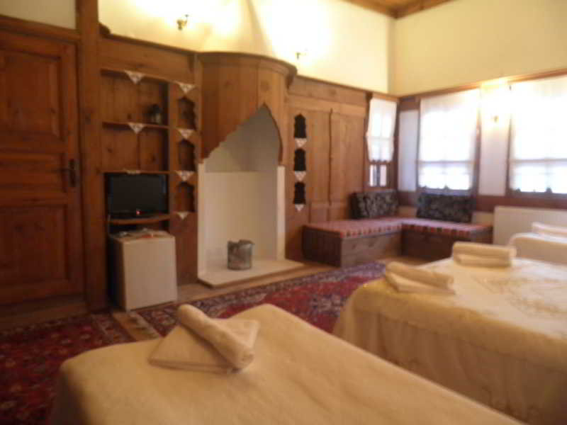 Room
Room
di Asmazlar Bagevi