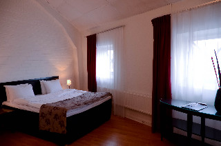 Room
Room
di First Hotel Norrtull