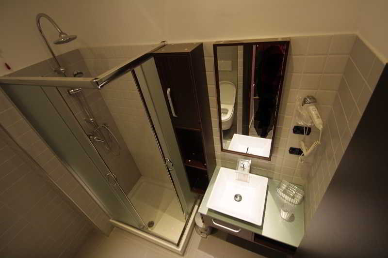 Room
Room
di Margherita Rooms & Breakfast