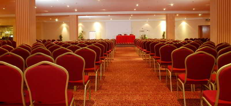 Conferences
Conferences
di Tia Heights