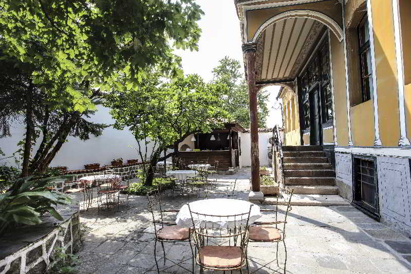 Terrace
Terrace
di Guest House Old Plovdiv