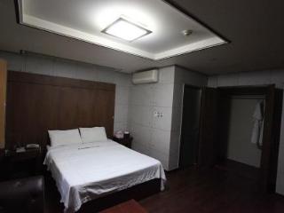 Room
Room
di S Hotel Suwon