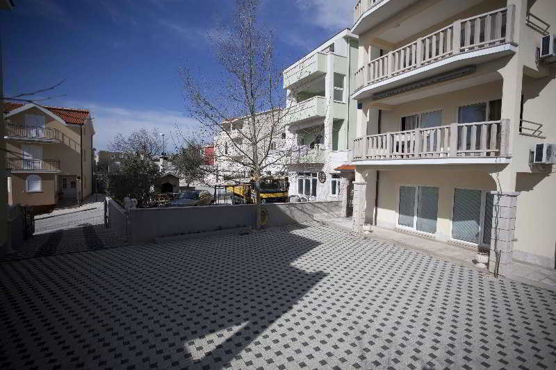 General view
General view
di Apartments Buljubasic