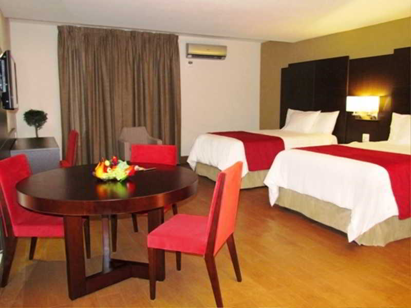 Room
Room
di Principe Hotel and Suites