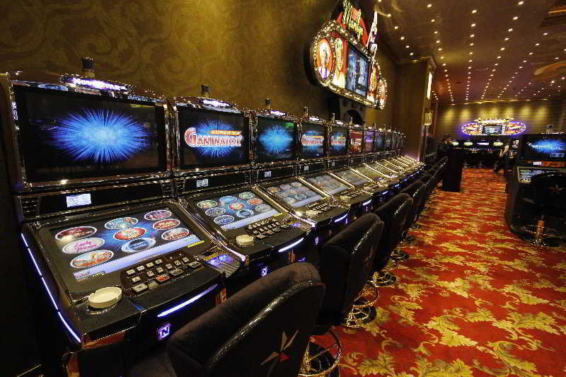 Sports and Entertainment
Sports and Entertainment
di Grand Pasha Hotel & Casino