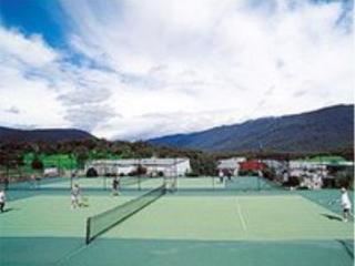 Sports and Entertainment
Sports and Entertainment
di Lake Crackenback Resort