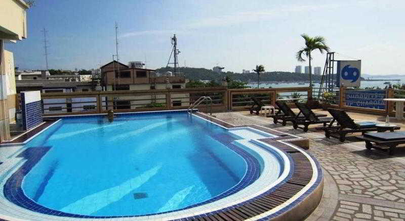 Pool
 di A A Hotel Pattaya