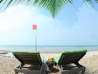 General view
 di Sematan Palm Beach Resort