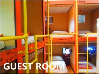 Room
 di Woke Home Capsule Hostel