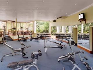 Sports and Entertainment
Sports and Entertainment
di Moha Mohori By Sokha Hotels Resorts