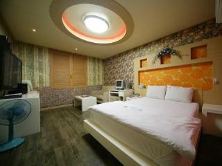 Room
Room
di Goodstay New Grand Hotel