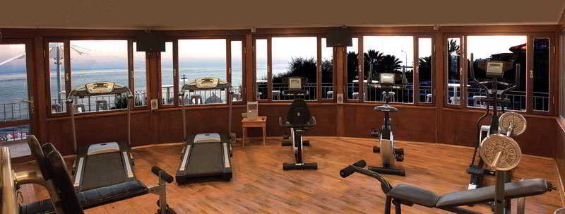 Sports and Entertainment
Sports and Entertainment
di Palace Hotel Olive Odore