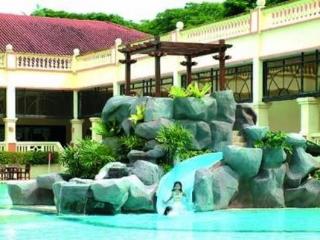 Pool
 di Tanjong Puteri Golf Resort Johor