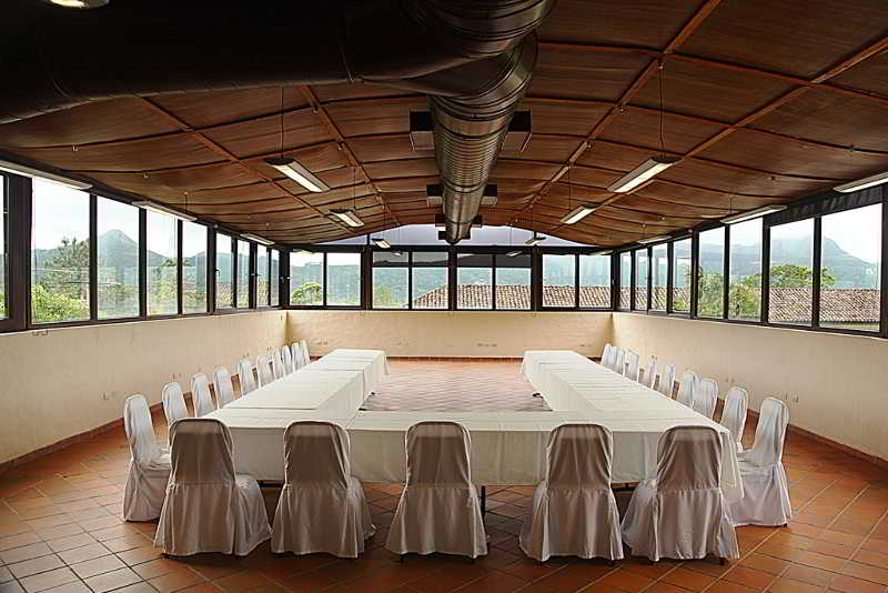 Conferences
Conferences
di Los Mandarinos Boutique Hotel & Spa