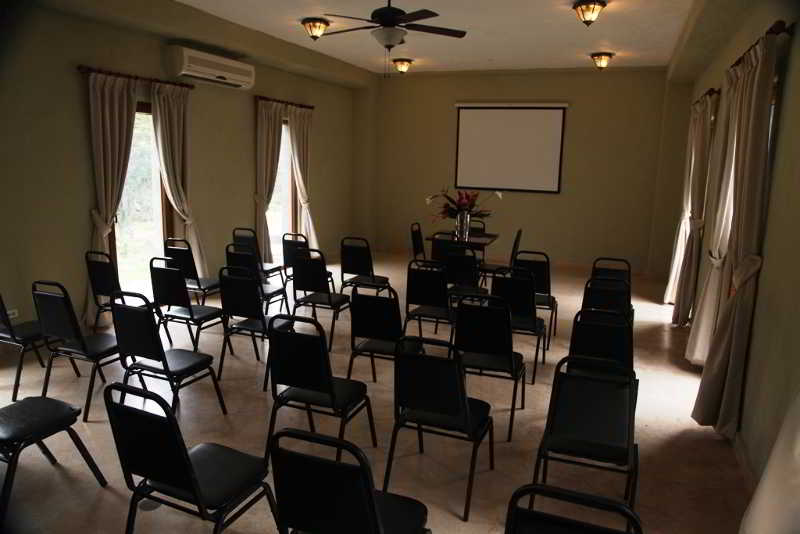 Conferences
Conferences
di Los Mandarinos Boutique Hotel & Spa