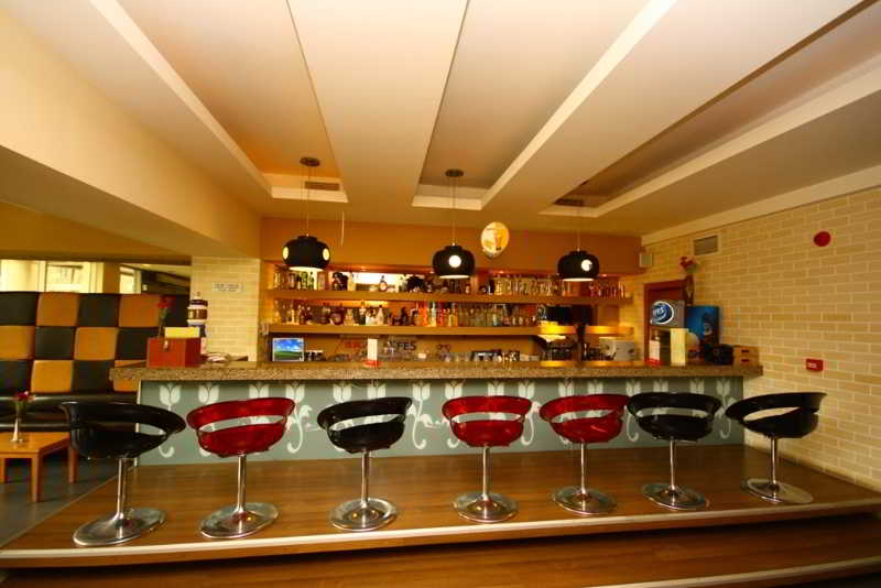 Bar
Bar
di Business Hotel Cerkezkoy
