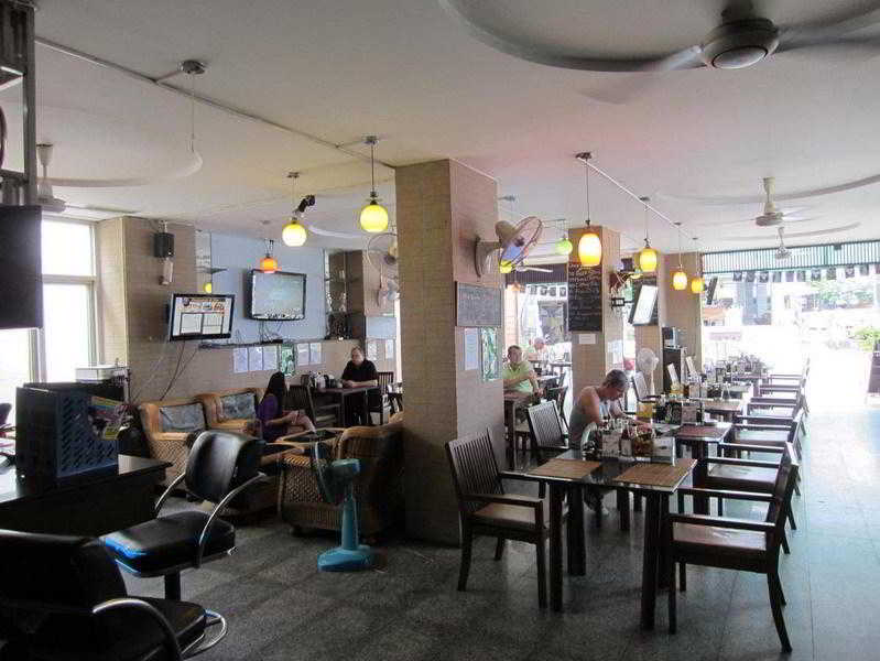 Restaurant
 di 18 Coins Inn Pattaya