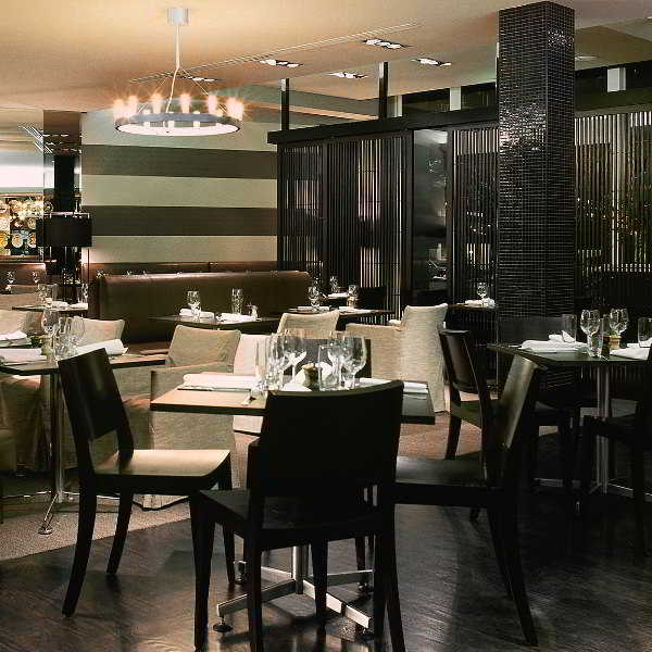 Restaurant
 di Royce Hotel