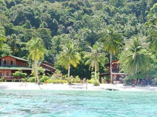 General view
 di Summer Bay Lang Island Resort