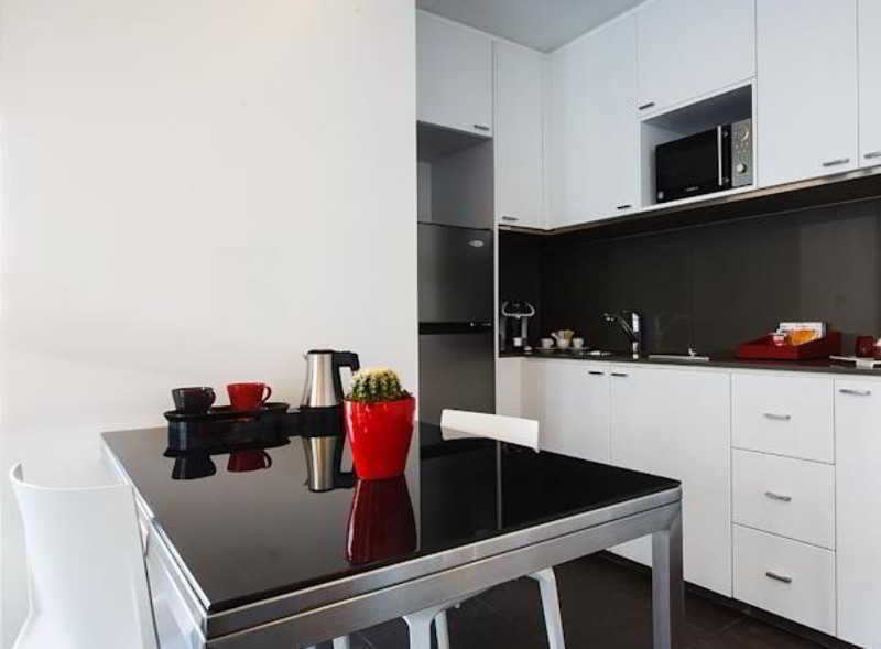 Room
Room
di Small Ville Hotel