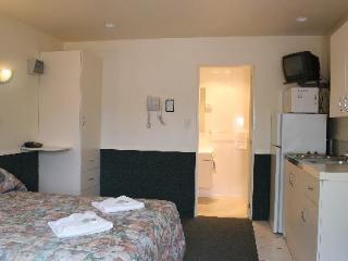 General view
General view
di Auckland North Shore Motels & Holiday Park