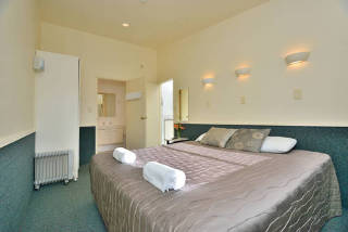 Room
Room
di Auckland North Shore Motels & Holiday Park