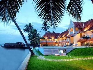 General view
General view
di Lemon Tree Vembanad Lake Resort Muhamma West Of Ku