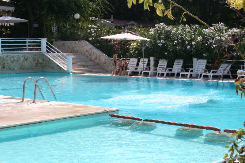 Pool
Pool
di Green Garden Camping Village