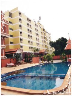 Pool
 di The Sun Resort & Spa