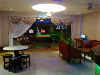 Lobby
 di Rose Cottage Hotel Taman Nusa Cemerlang