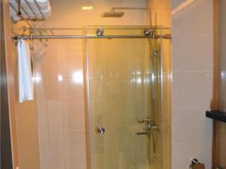 Room
Room
di Big 8 Corporate Hotel