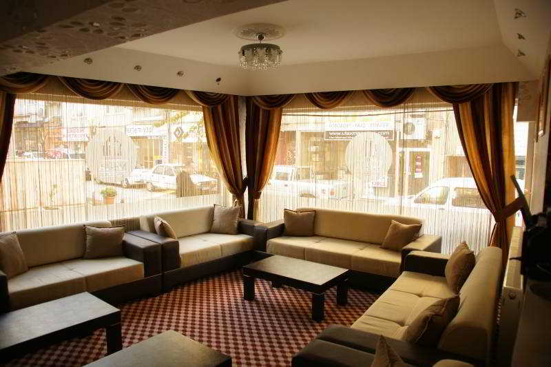 Lobby
Lobby
di Meta Hotel