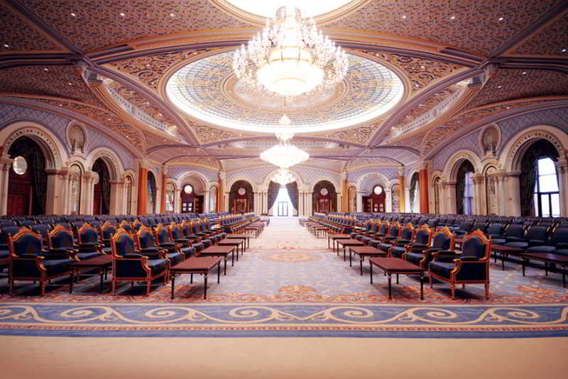 Conferences
Conferences
di The Ritz Carlton Riyadh