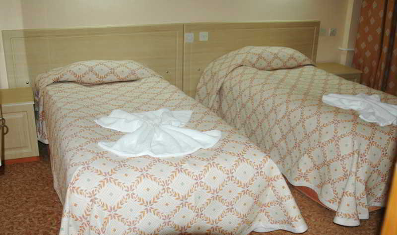 Room
Room
di GRAND IPEK PALAS THERMAL