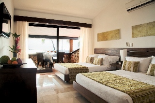 Room
Room
di Santa Maria del Mar Hotel Boutique