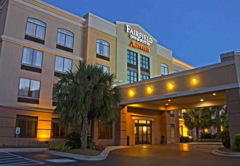 General view
 di Fairfield Inn & Suites Charleston Airport