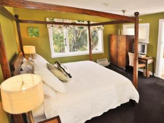 General view
General view
di Mccormick House