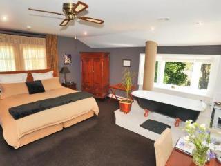 General view
General view
di Mccormick House