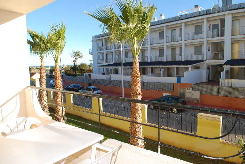 Room
Room
di Sol Y Mar Park