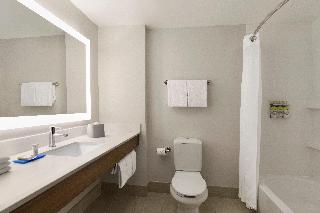 Holiday Inn Express Hotel & Suites Mount Pleasant