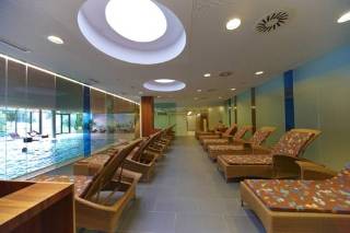 Sports and Entertainment
Sports and Entertainment
di Parkhotel Pörtschach