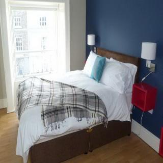Bed & Breakfast Adelphi Guesthouse