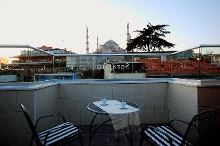Seraglio hotel, 
Istanbul, Turkey.
The photo picture quality can be
variable. We apologize if the
quality is of an unacceptable
level.