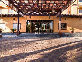 OYO 141 Ras Al Khaimah Hotel ムサンダム半島 Oman thumbnail
