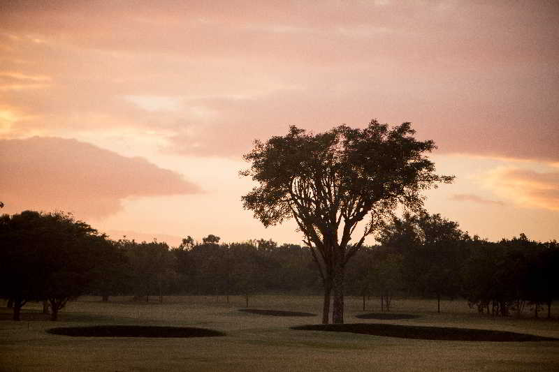 Nkonyeni Lodge & Golf Estate image 1