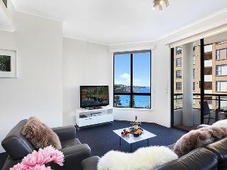 AEA The Coogee View Serviced Apartments image 1